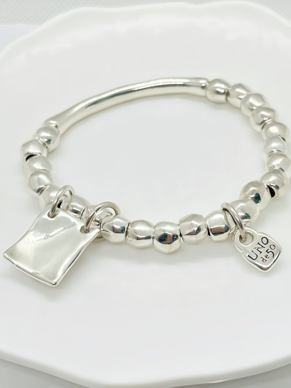 UNO de 50 Luxury Silver Beaded Lucky Bracelet - Picture 2 of 2